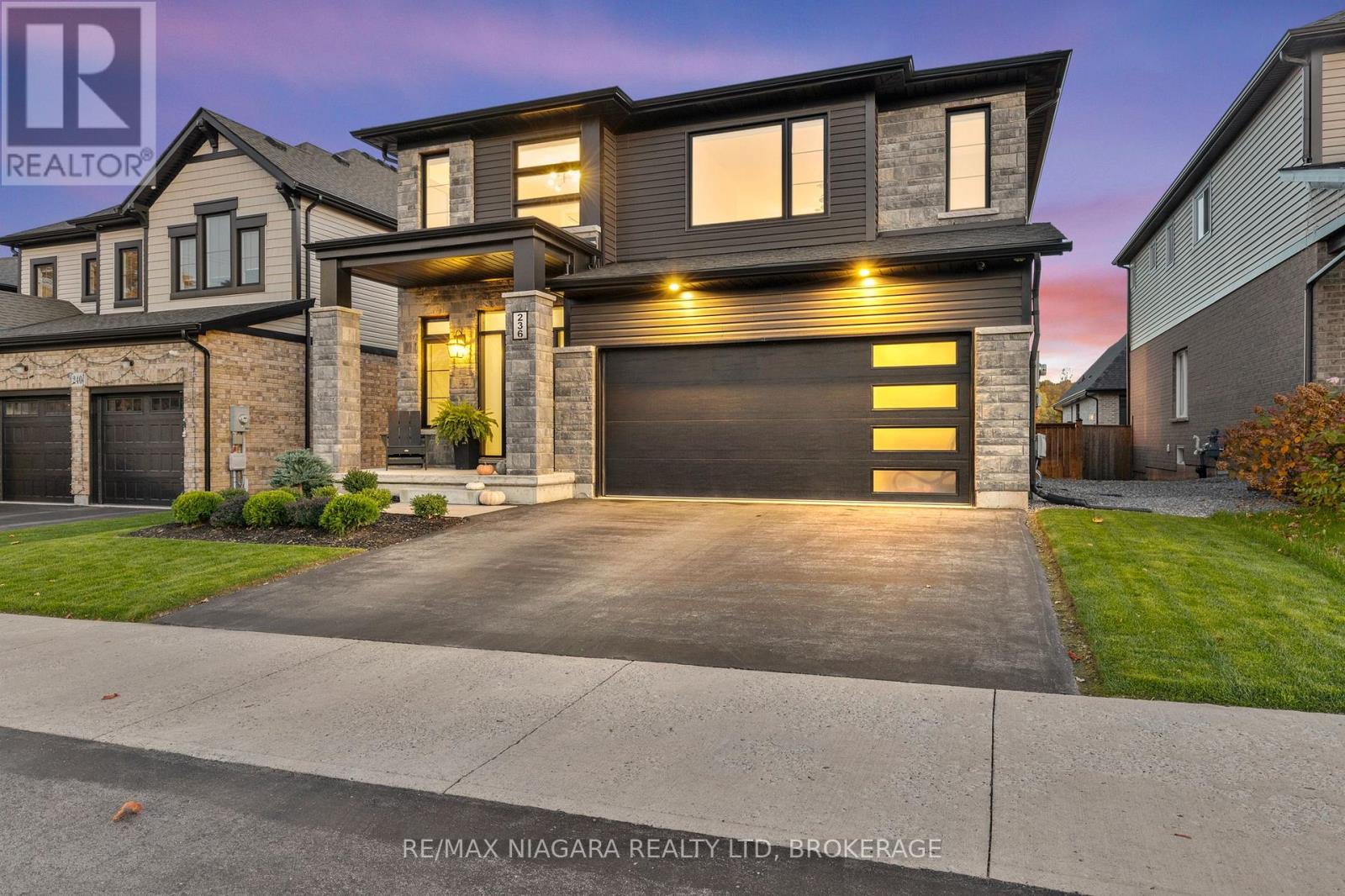 Detached at 236 WALKER ROAD, Pelham (Fonthill)