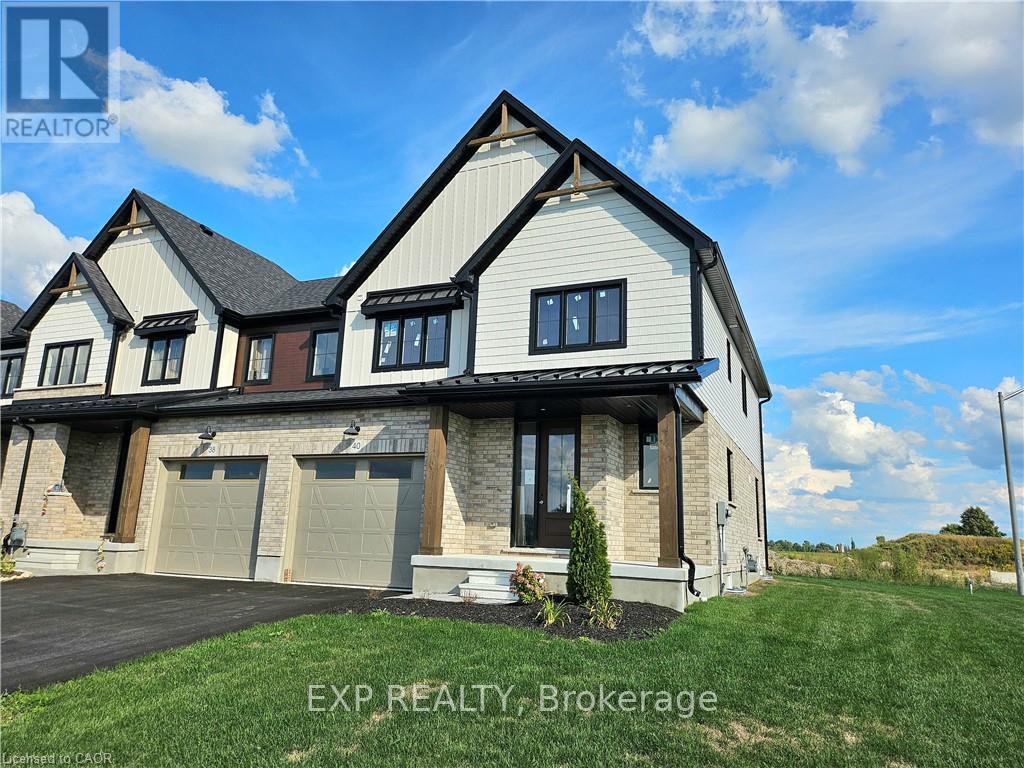 Townhouse at 40 ANNE STREET W, Minto