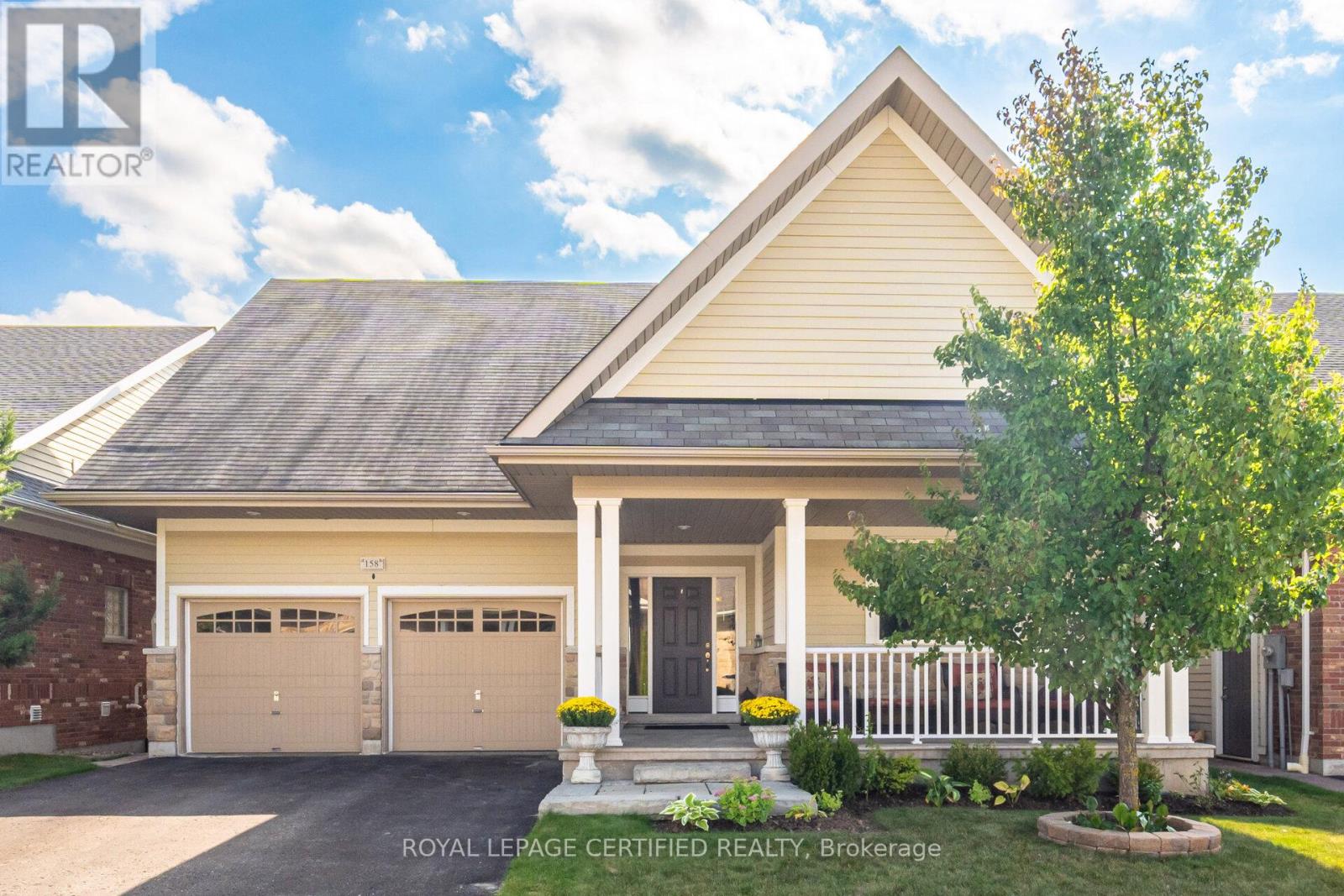 Detached at 158 - 200 KINGFISHER DRIVE, Mono