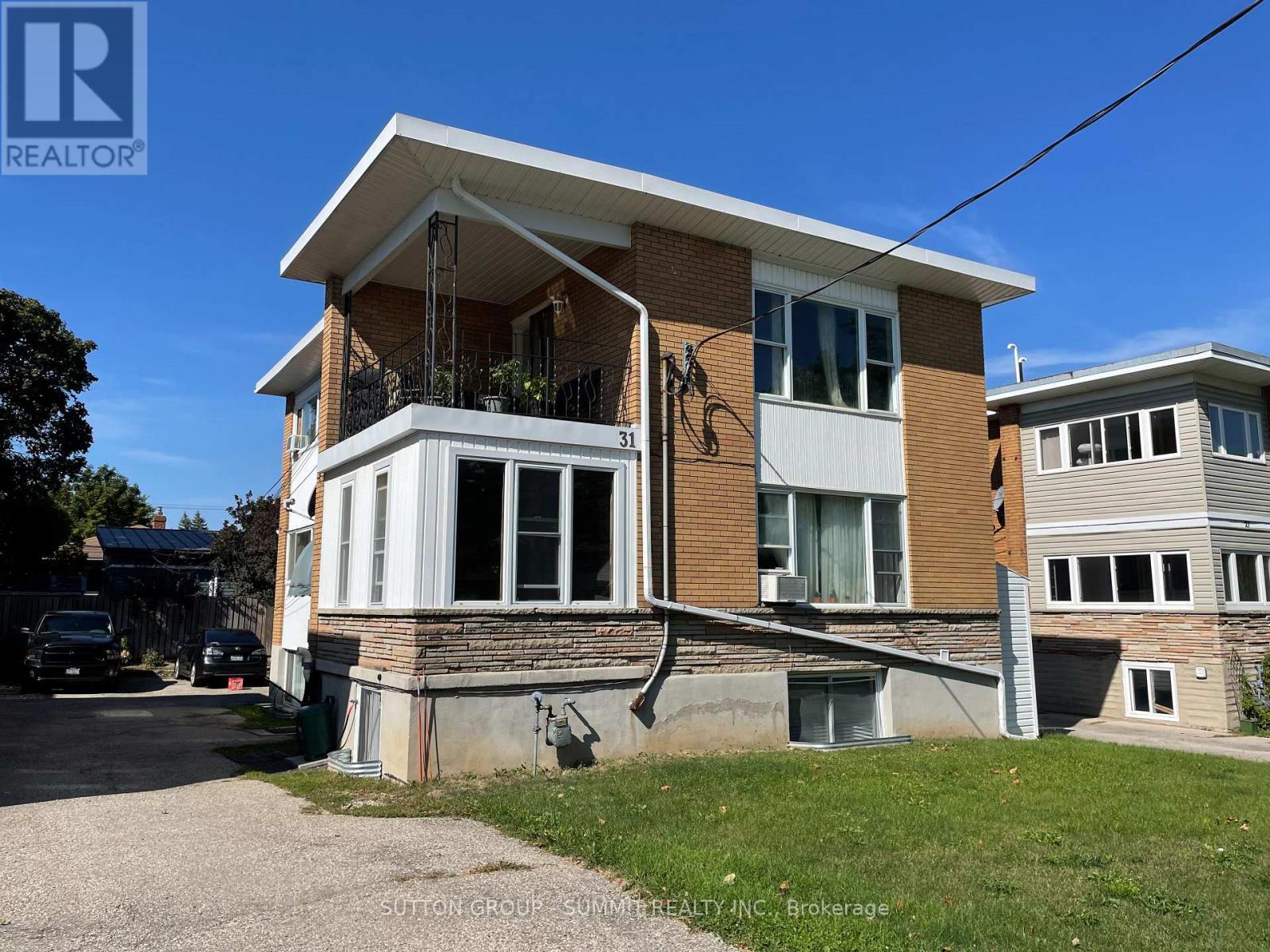 Multiplex at 31 SOUTHDALE AVENUE, Kitchener