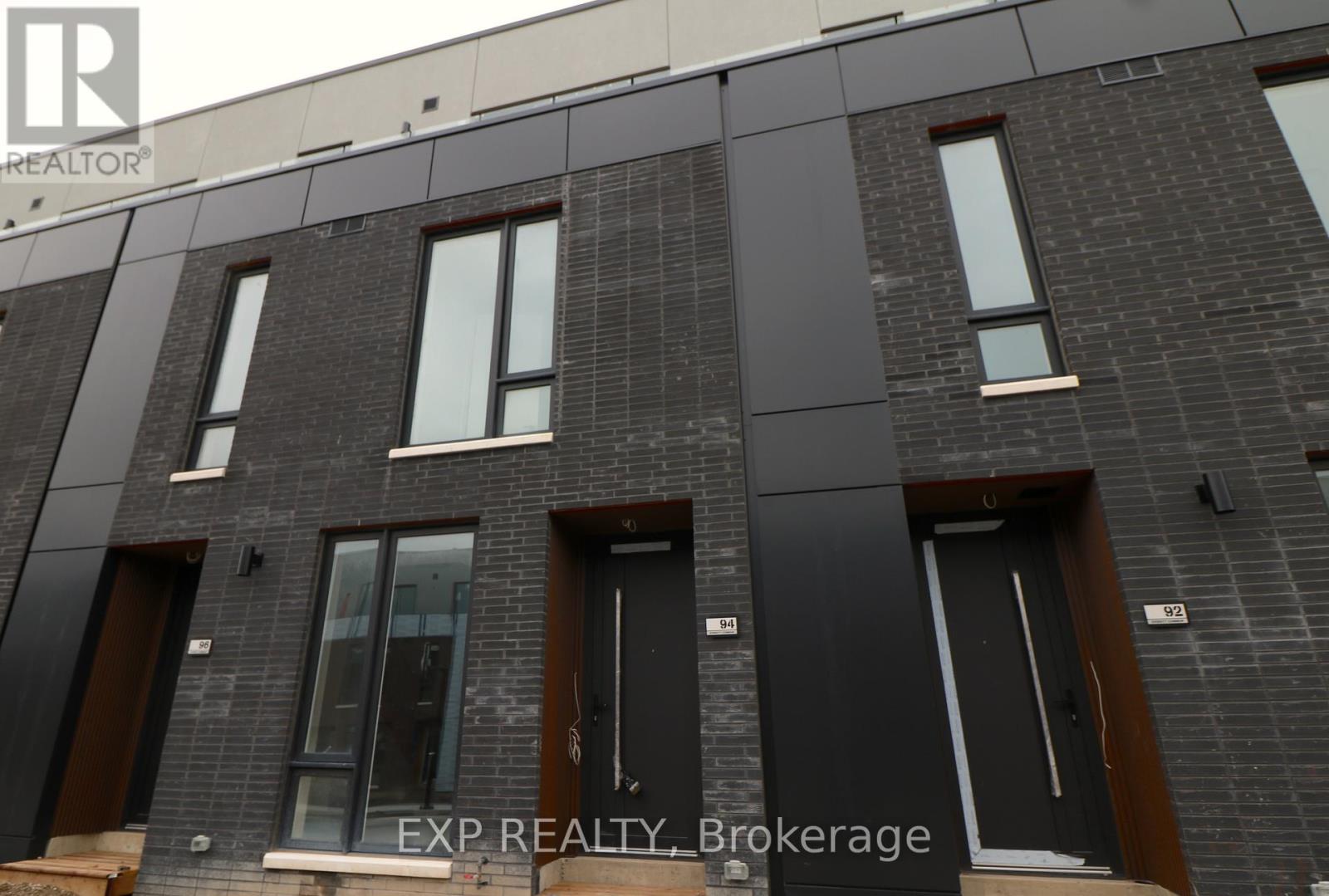 Townhouse at 94 - 3 ABBOT STREET, St. Catharines (Oakdale)