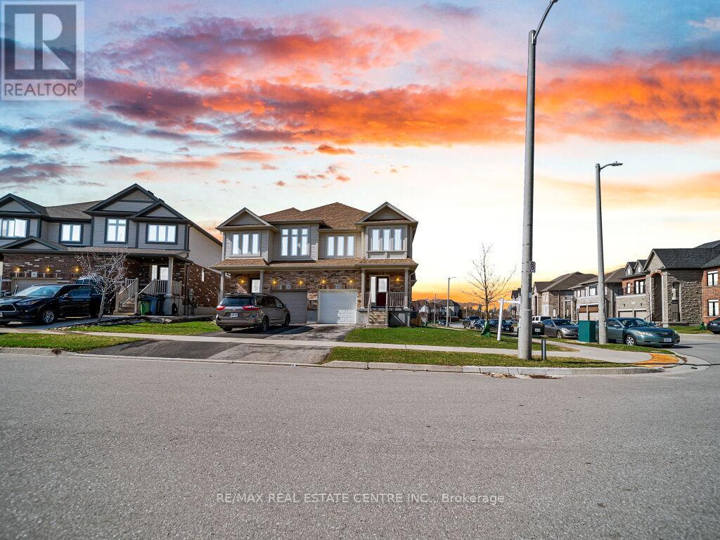 Semi-Detached/Link at 3 MCCANN STREET, Guelph (Kortright East)