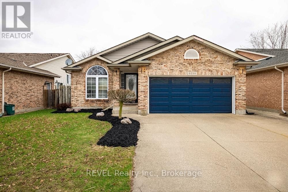 Detached at 8205 HARVEST CRESCENT, Niagara Falls (Ascot)