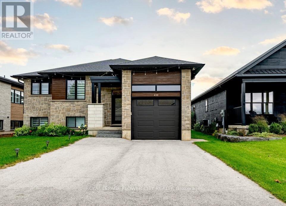 Detached at 430 WELLINGTON STREET E, Wellington North (Mount Forest)