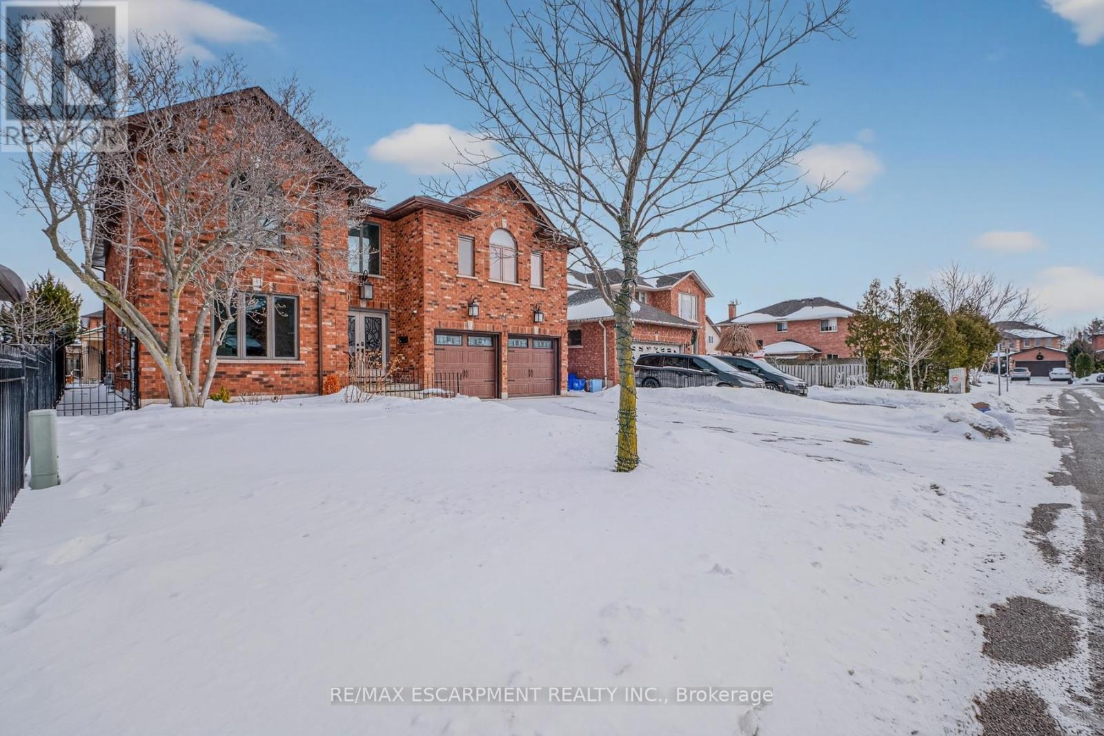 Detached at 41 CANDOR CRESCENT, Hamilton (Stoney Creek)