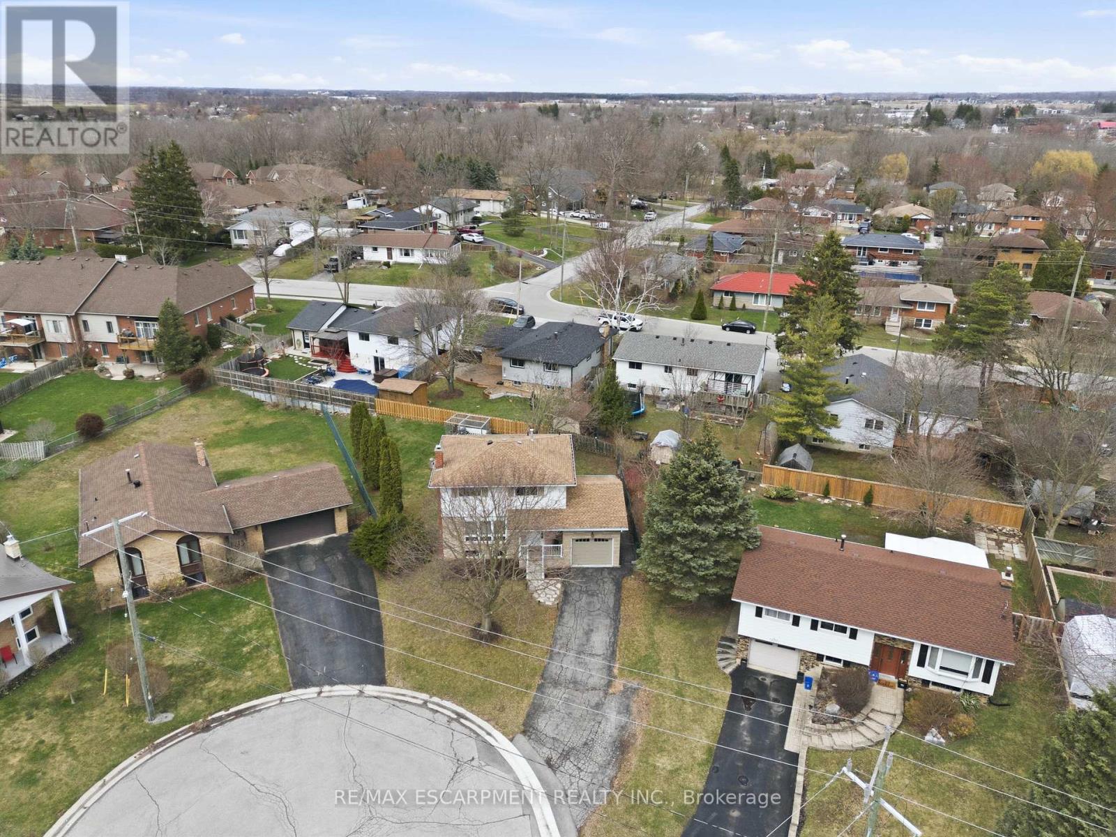 Detached at 102 DUNDEE DRIVE, Haldimand