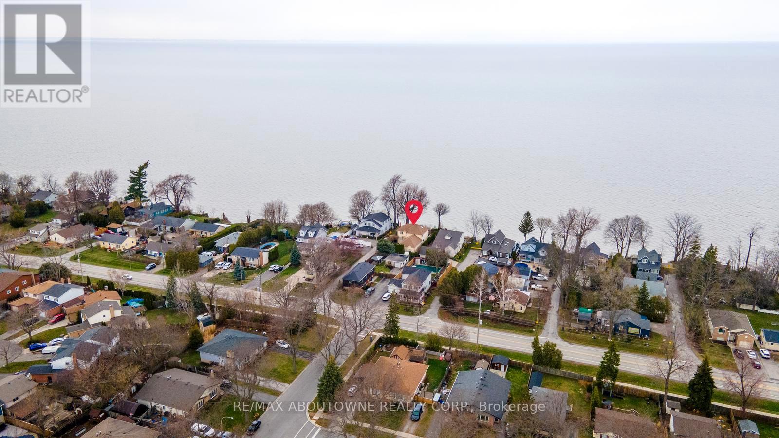 Detached at 1 TWELFTH STREET, Grimsby