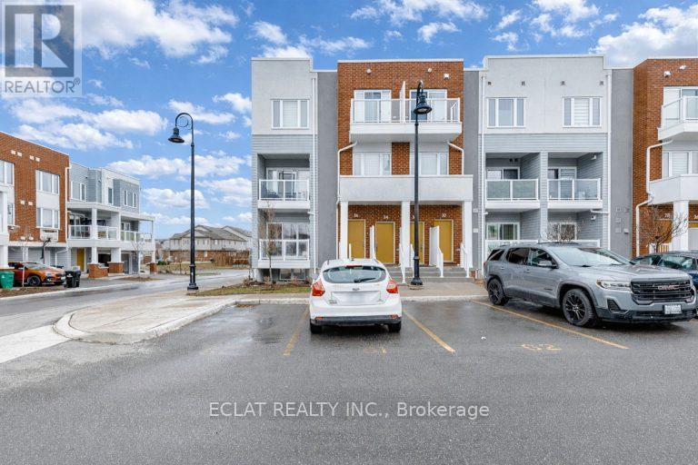 Townhouse at 36 VITALITY DRIVE, Kitchener