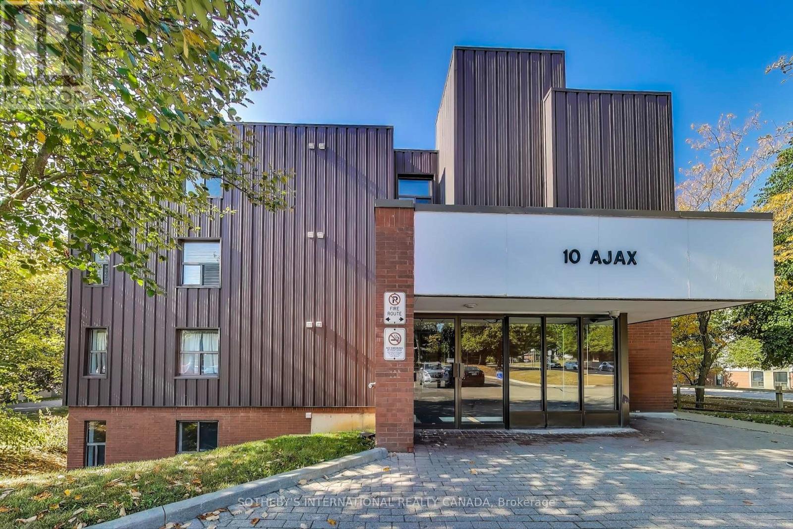 Apartment at 104 - 10 AJAX STREET, Guelph (Junction/Onward Willow)