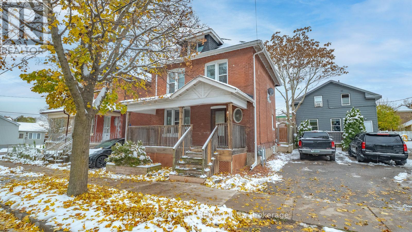 Detached at 47 GREY STREET E, Brantford