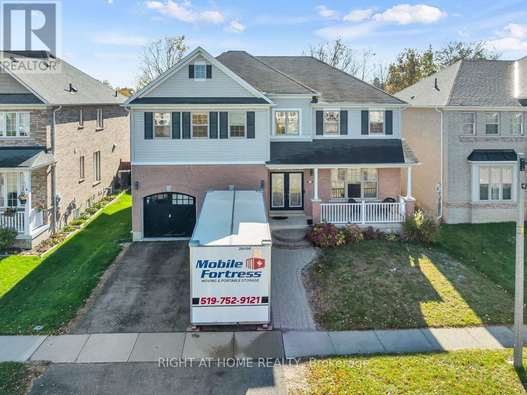 Detached at 201 HUNTER WAY, Brantford
