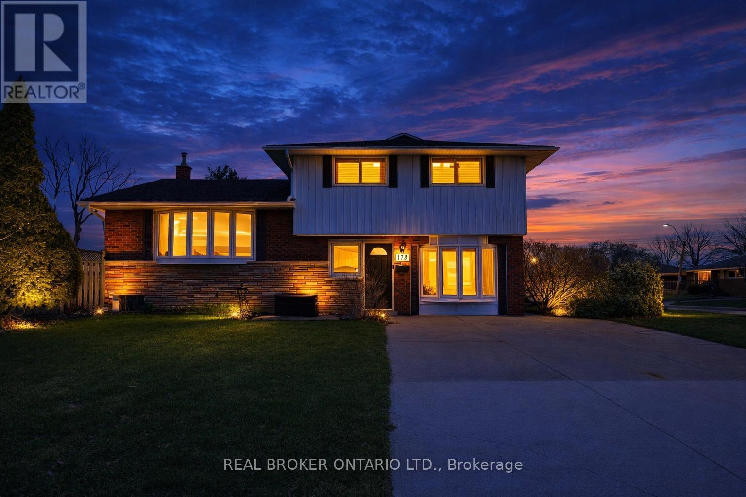 Detached at 178 DELMAR DRIVE, Hamilton (Buchanan)