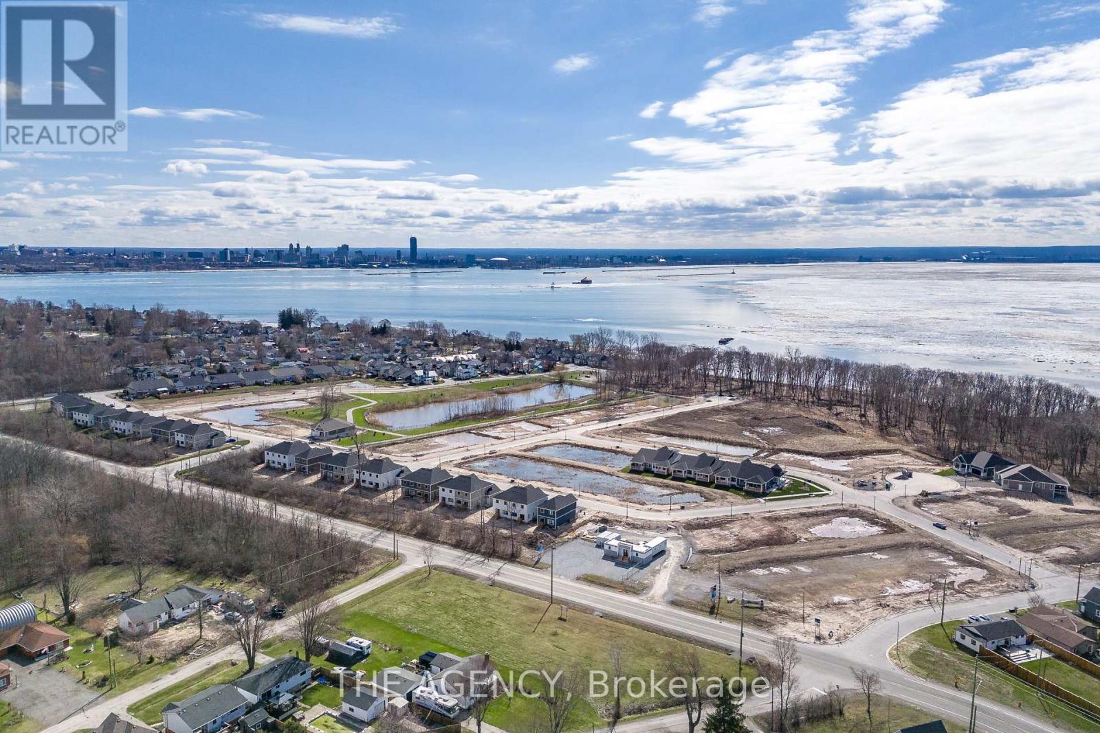 Townhouse at 70D - 582 SENECA DRIVE, Fort Erie