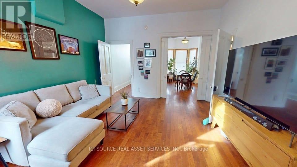 Townhouse at 132 FERGUSON AVENUE N, Hamilton (Beasley)
