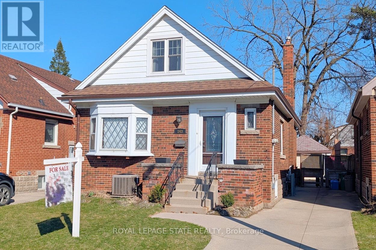 Detached at 143 HUXLEY AVENUE S, Hamilton (Delta)