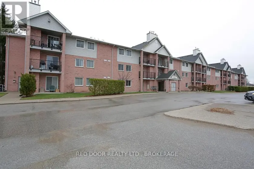 Apartment at 46 - 140 CONWAY DRIVE, London