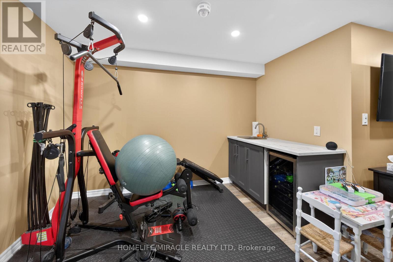 Townhouse at 149 KINSMAN DRIVE, Hamilton