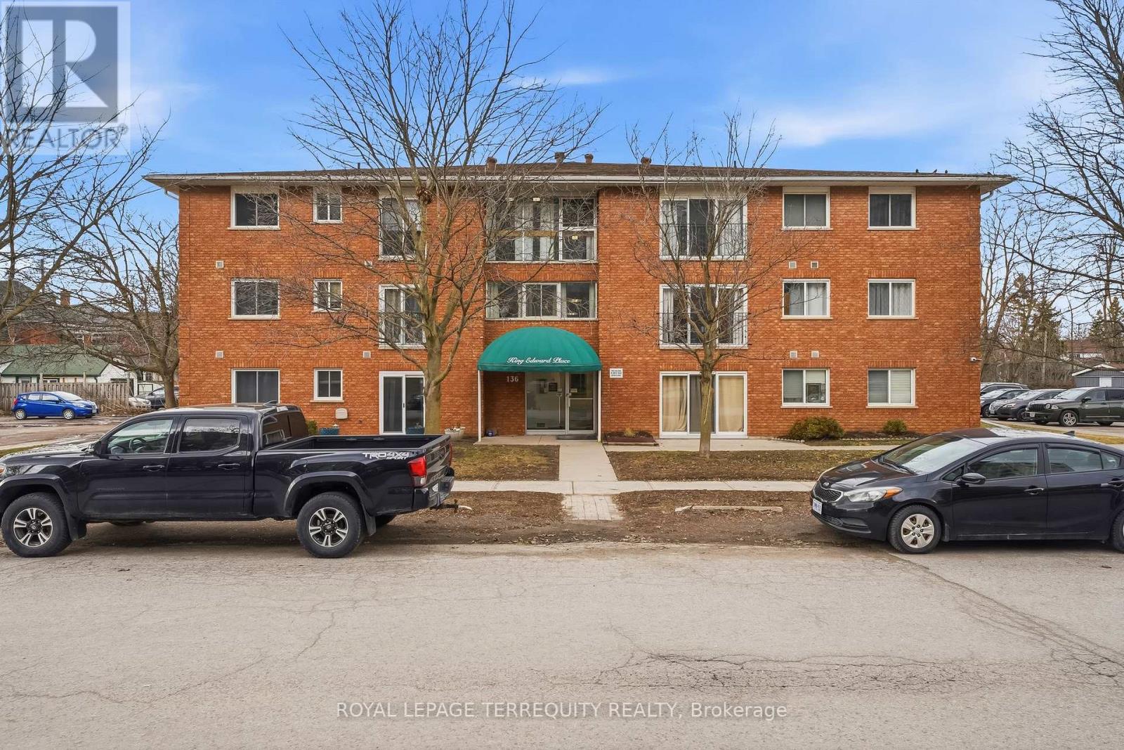 Apartment at 307 - 136 WARE STREET N, Peterborough (Town Ward 3)