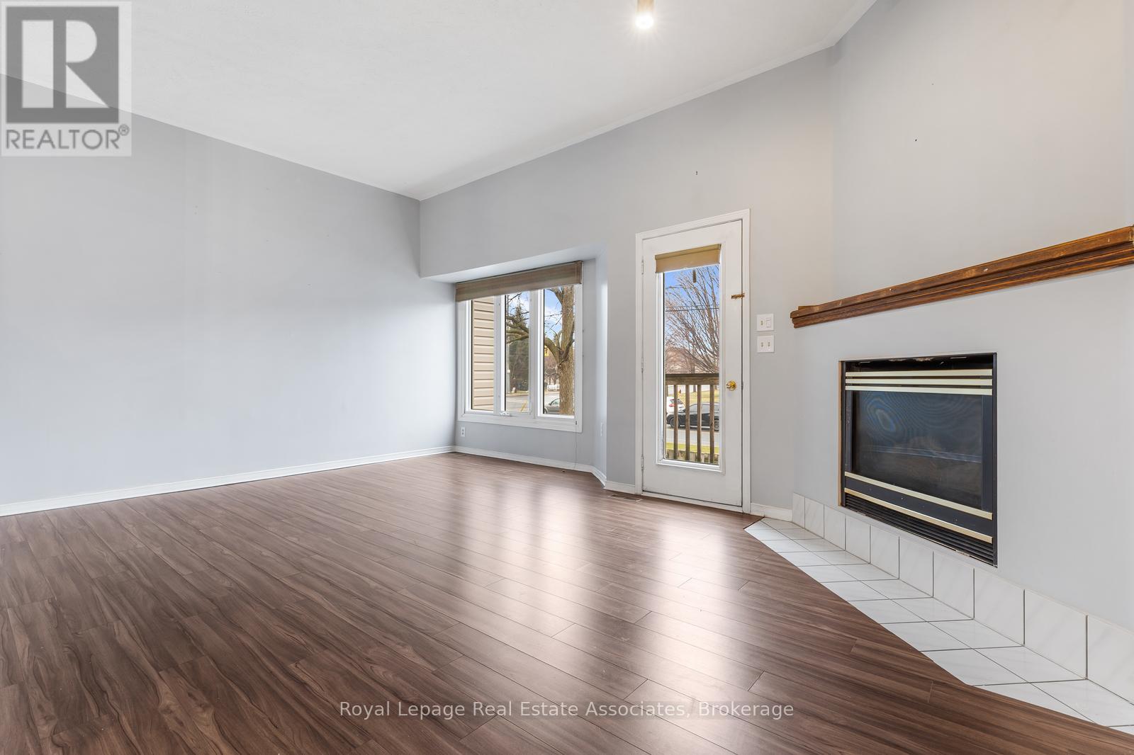 Townhouse at 67 - 72 STONE CHURCH ROAD W, Hamilton