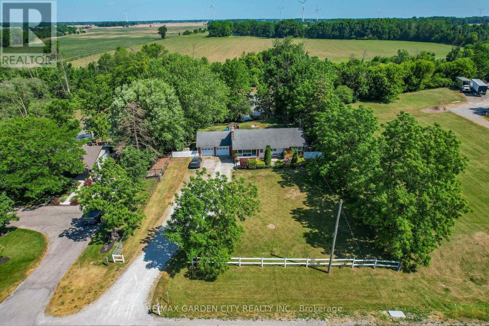 Detached at 73222 REG RD 27 ROAD, Wainfleet (Marshville/Winger)