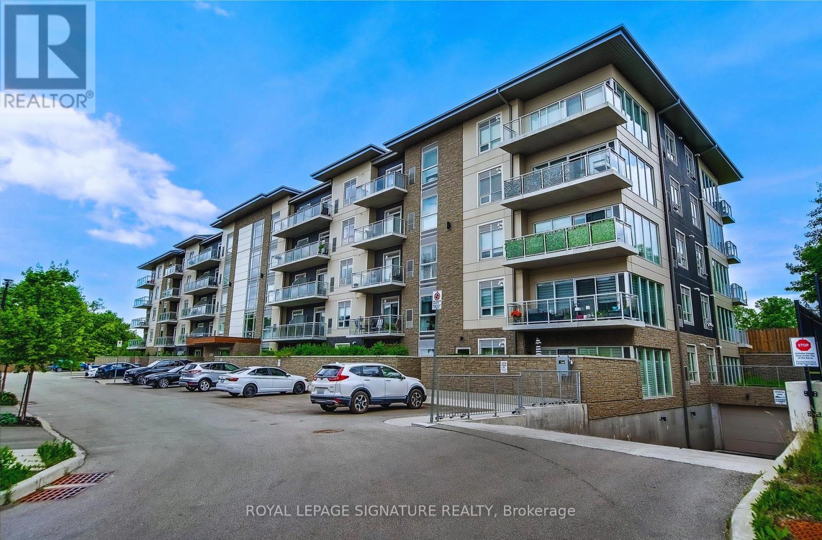 Other at 207 - 16 MARKLE CRESCENT, Hamilton (Ancaster)