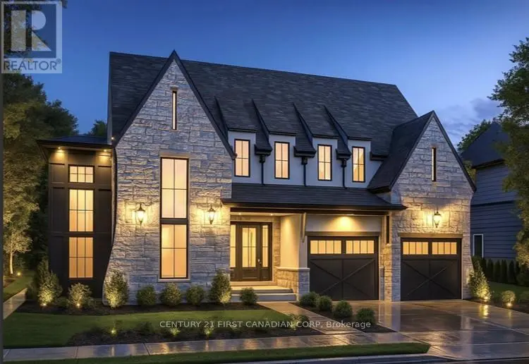 Detached at 868 WHITE PINE STREET, London North