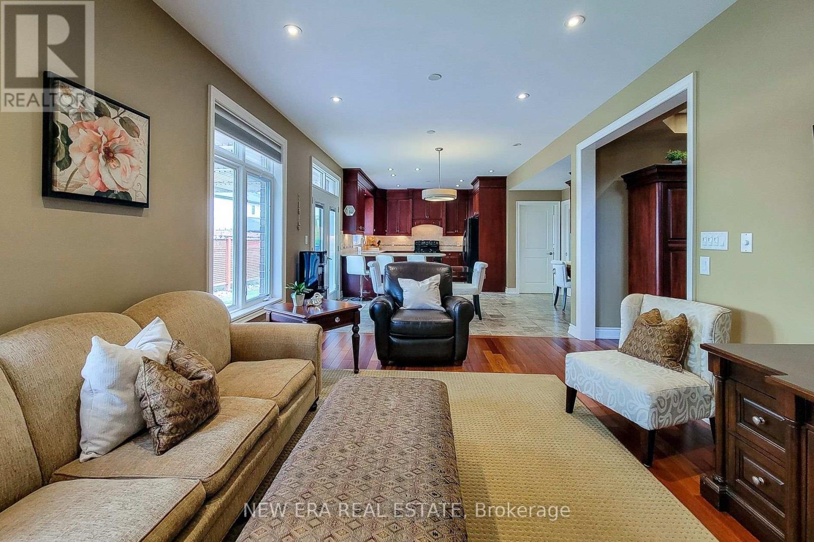 Detached at 13 ALEX GRANT PLACE, St. Catharines