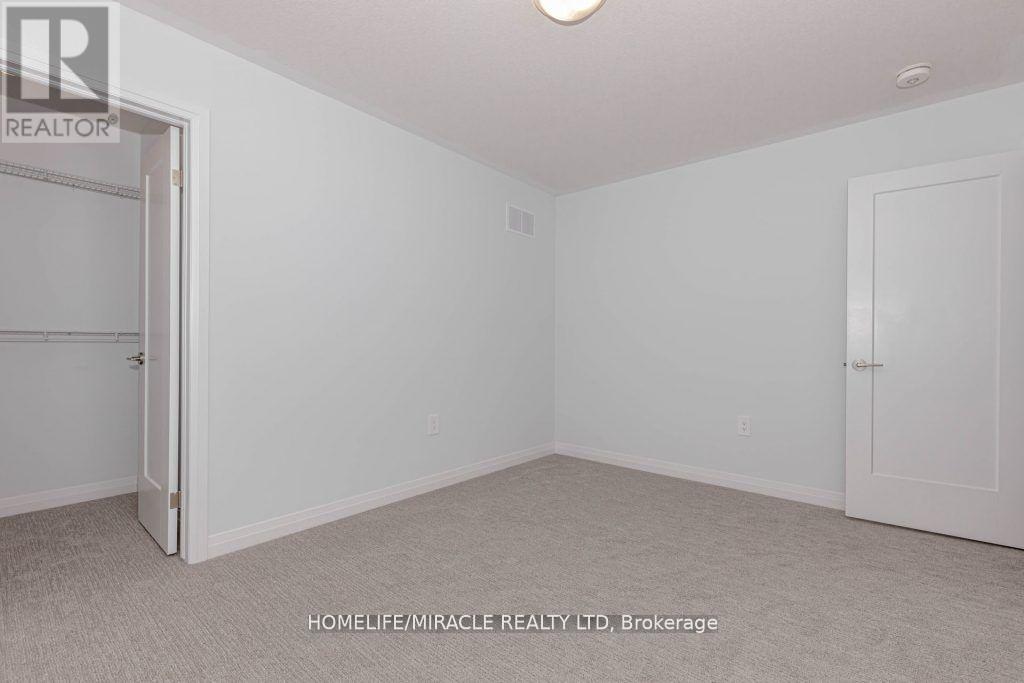 Detached at 223 ROCKLEDGE DRIVE, Hamilton