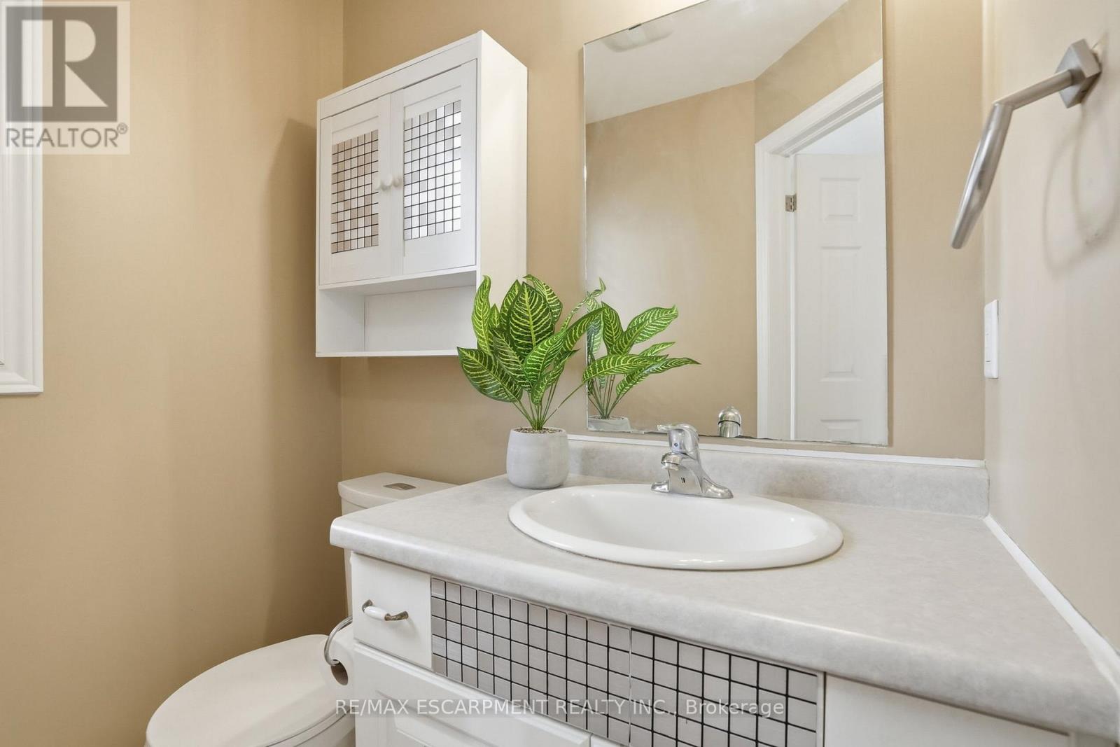 Townhouse at 39 BUTLER COVE ROAD, Stratford
