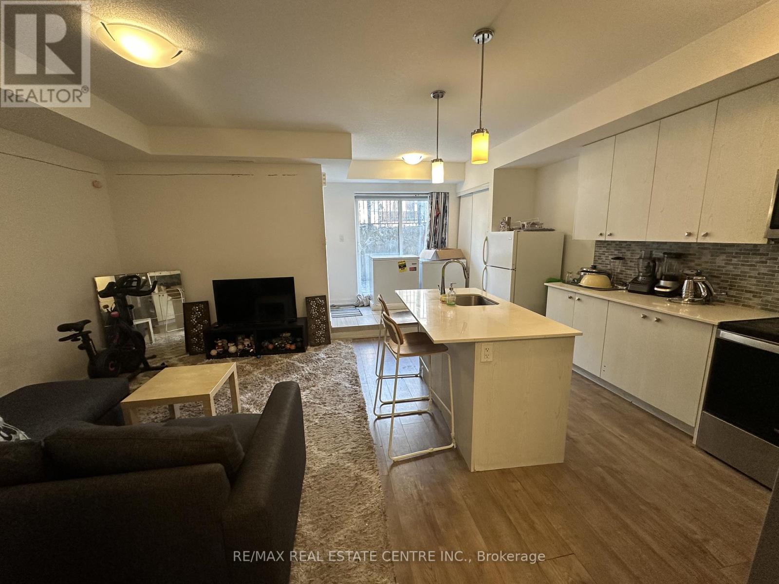 Townhouse at E9-20 - 20 PALACE STREET, Kitchener