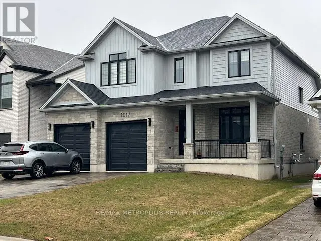 Detached at 1017 RIVERBEND ROAD, London