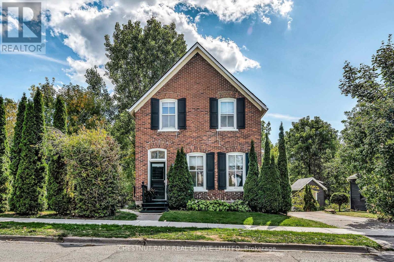 Detached at 28 YORK STREET, Prince Edward County (Picton Ward)