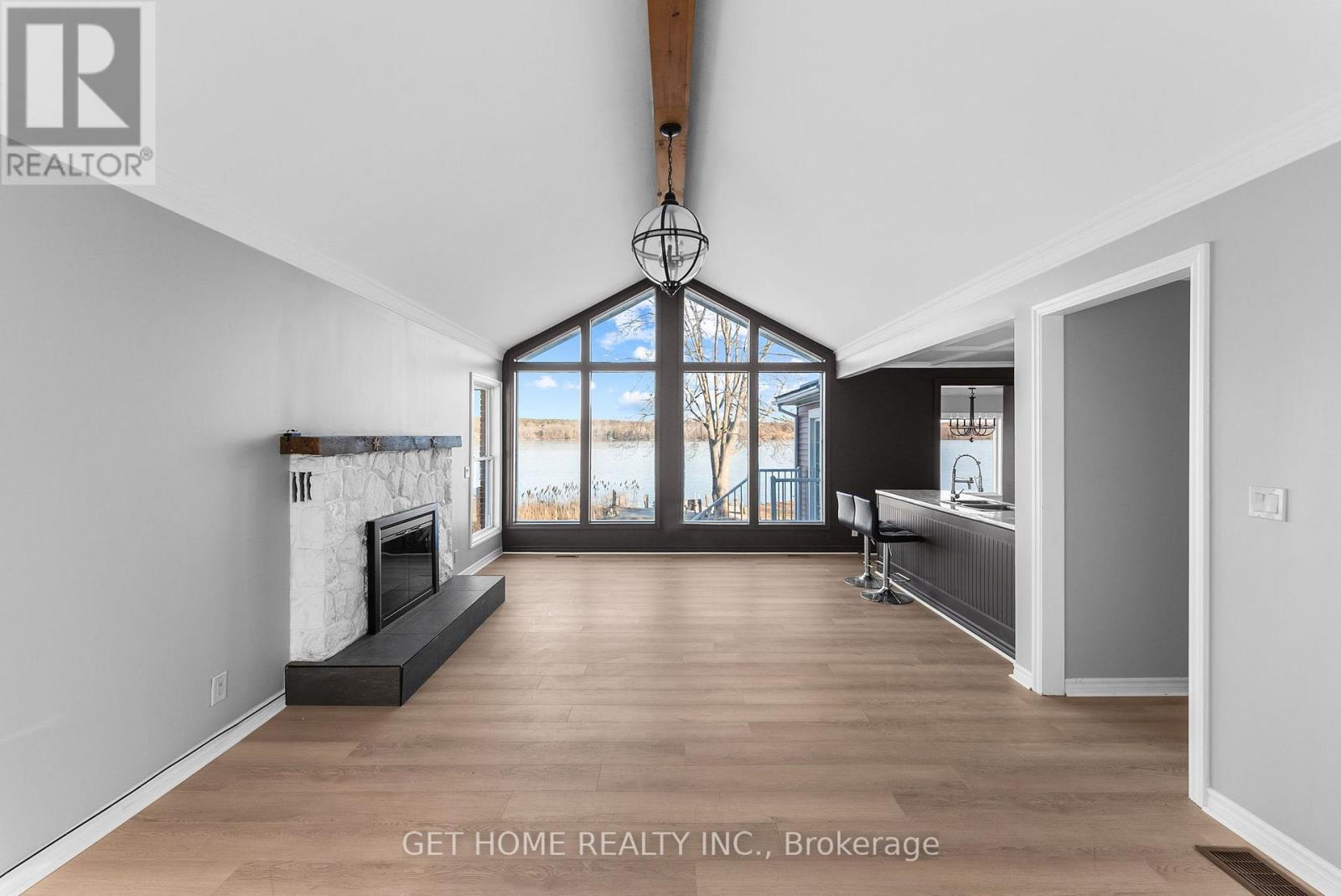Detached at 52 PATS LANE, Prince Edward County (Sophiasburg Ward)
