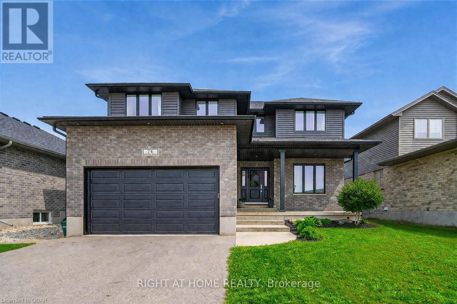 Detached at 74 FARLEY ROAD, Centre Wellington (Fergus)