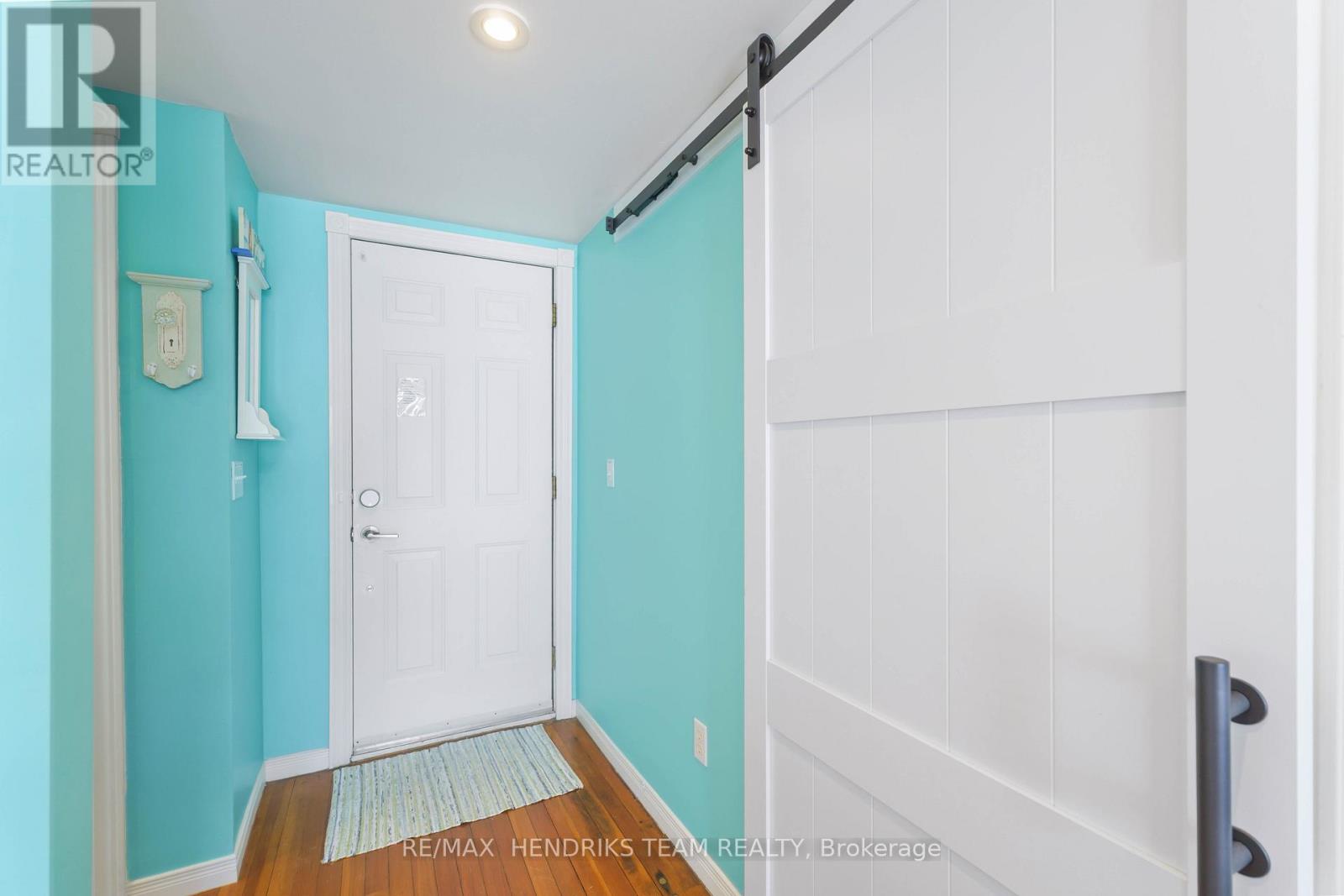 Detached at 9 SHORELINE TRAIL, Haldimand