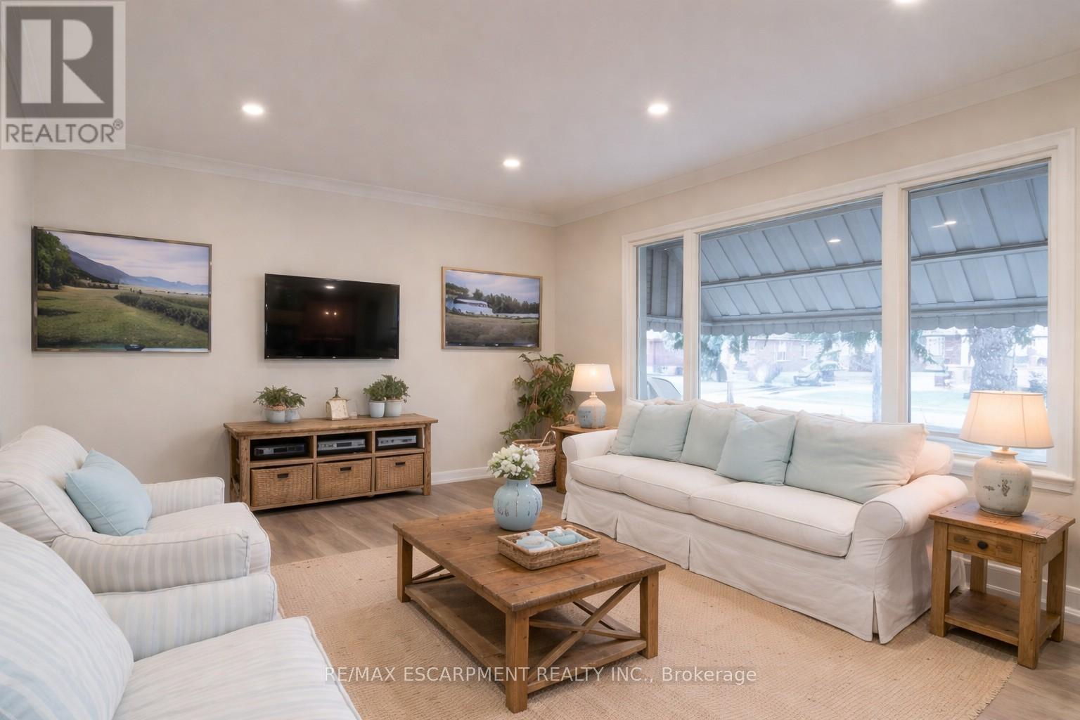 Detached at 1 - 9 WEST 22ND STREET, Hamilton (Westcliffe)