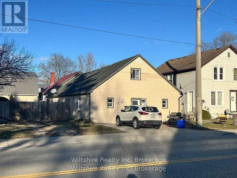 Detached at 324 BROADWAY STREET, Tillsonburg