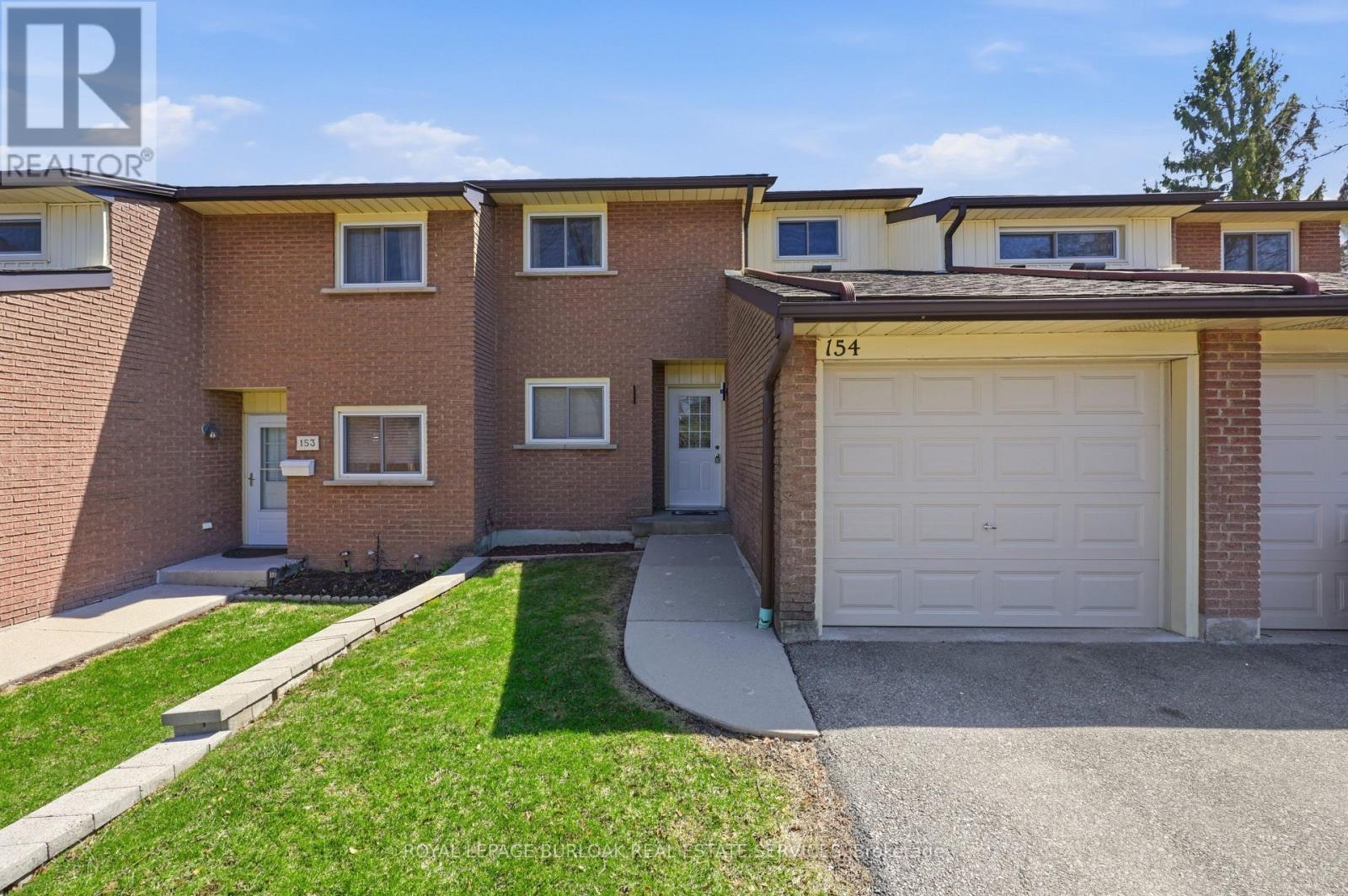 Townhouse at 154 - 11 QUEENSLEA DRIVE, Hamilton (Quinndale)