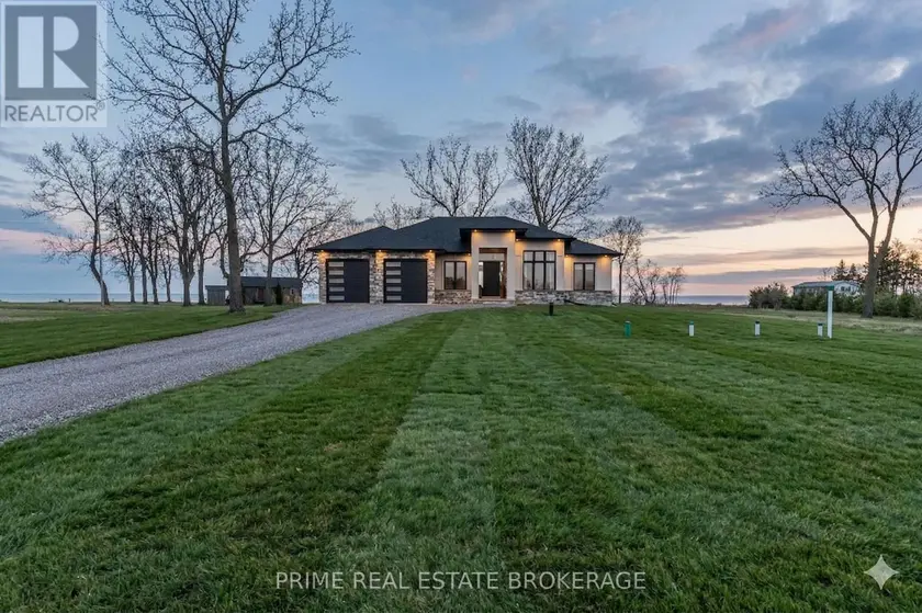 Detached at 9 BLACK WALNUT DRIVE, Norfolk