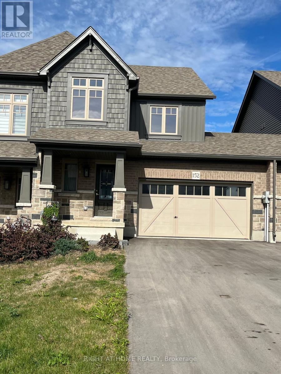 Townhouse at 152 STONEBROOK WAY, Grey Highlands