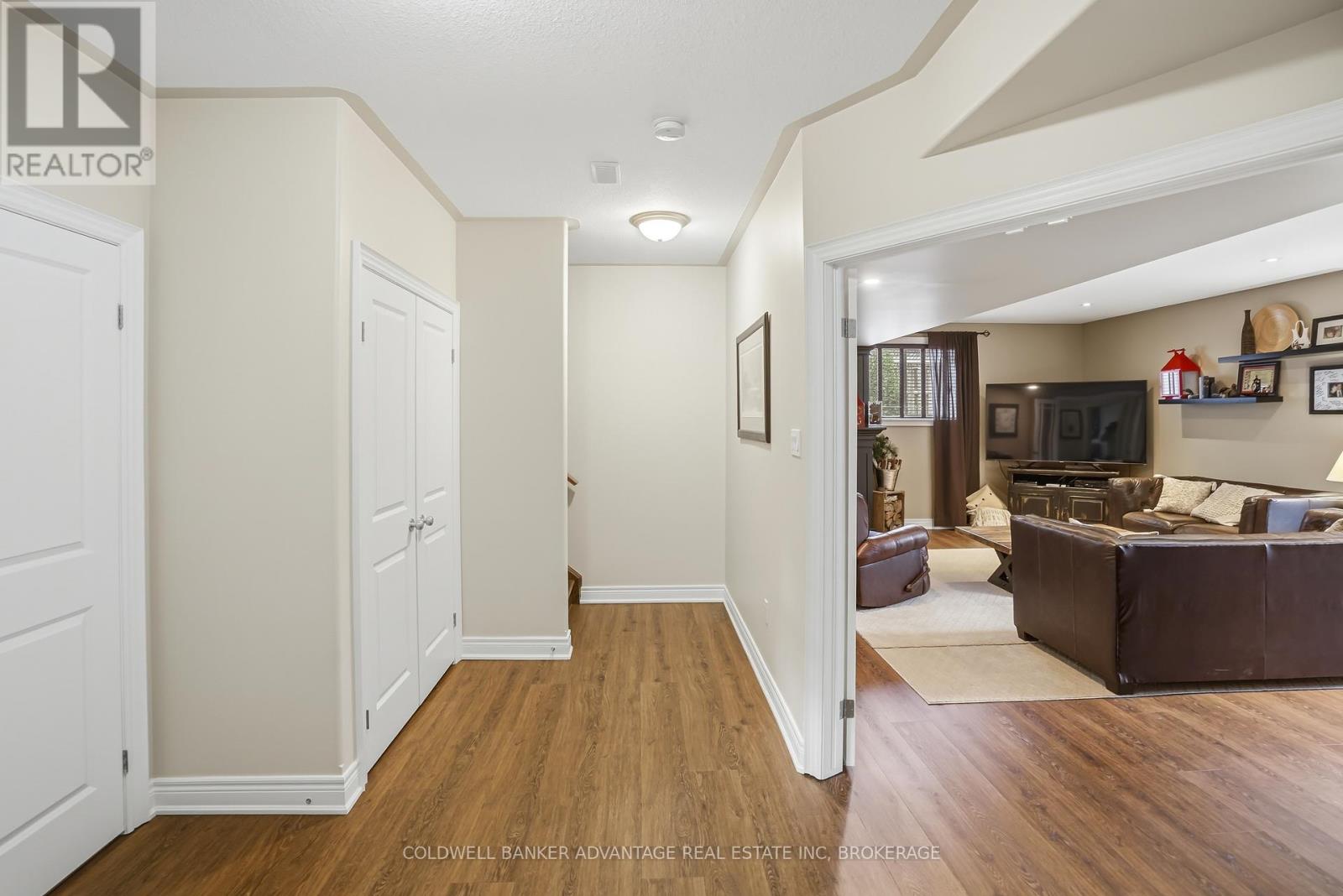 Detached at 9 BACON LANE, Pelham