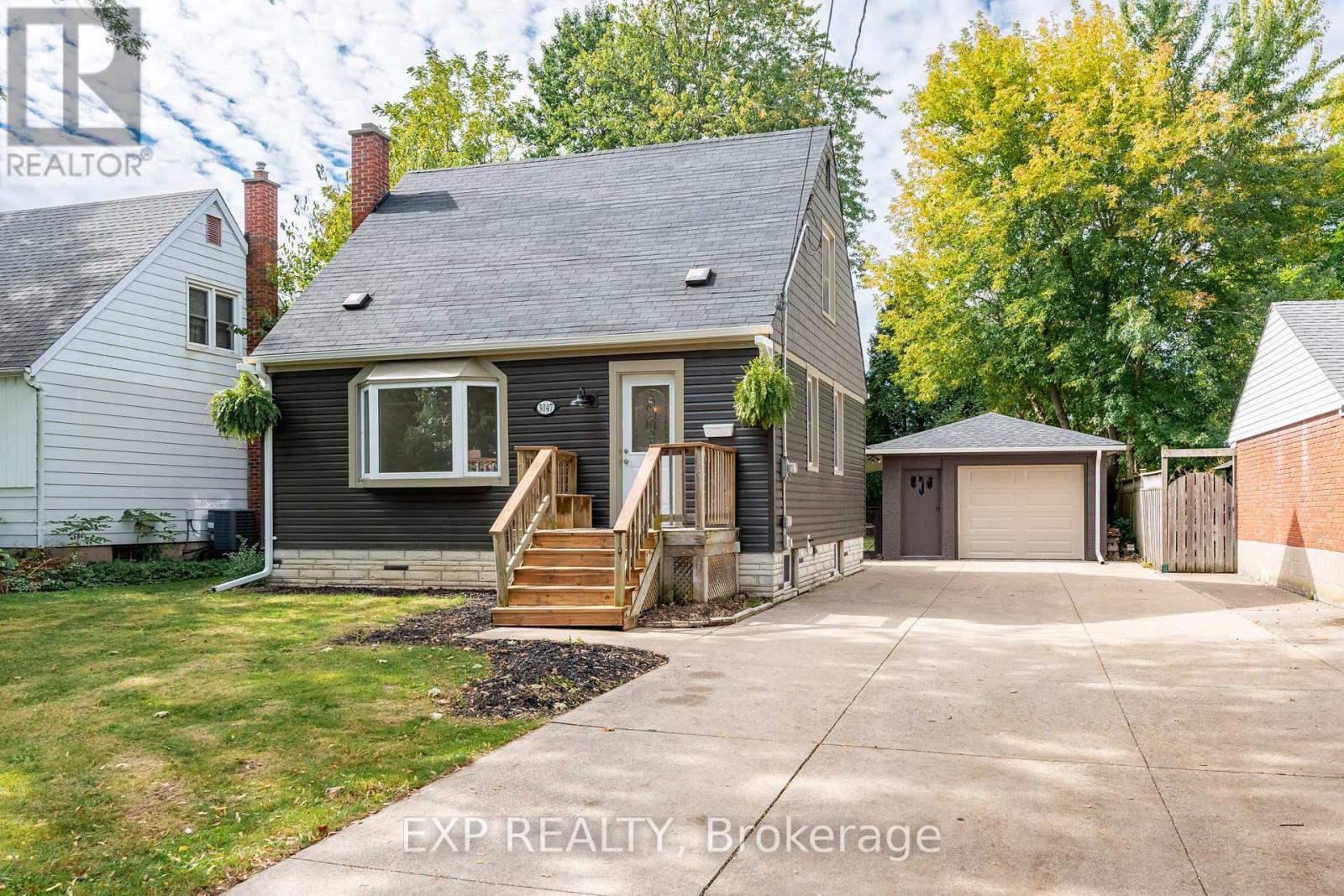 Detached at 3047 SAINT PATRICK AVENUE, Niagara Falls (Stamford)