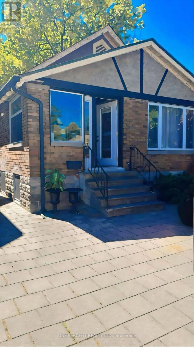 Detached at 13 MOIR STREET, London North (North N)