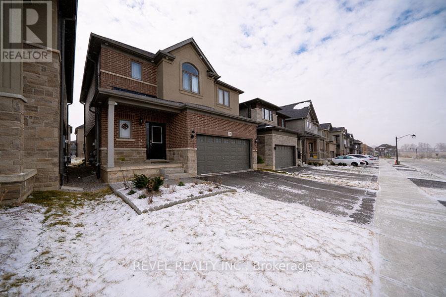 Detached at LOWER - 31 MAIR AVENUE, Brantford