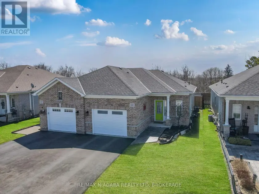 Semi-Detached/Link at 1041 MEADOWOOD STREET, Fort Erie