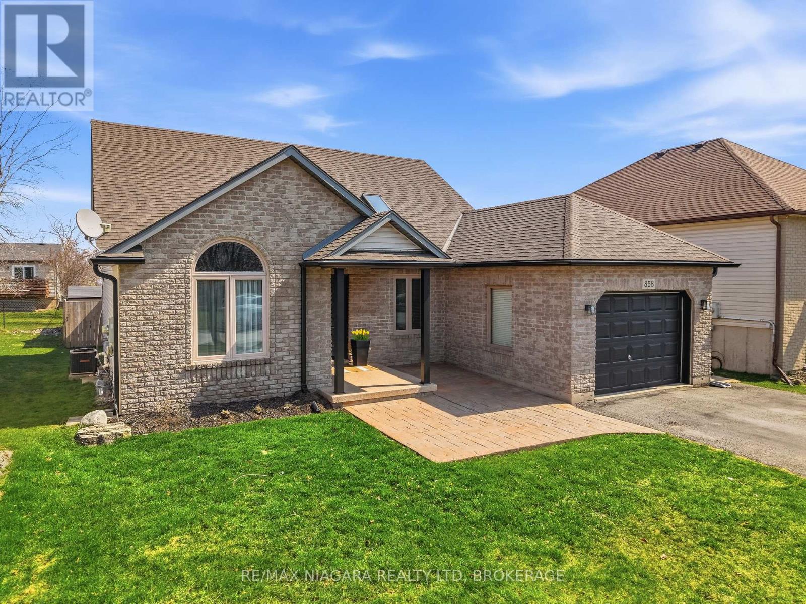 Detached at 858 CANADA DRIVE, Fort Erie (Lakeshore)