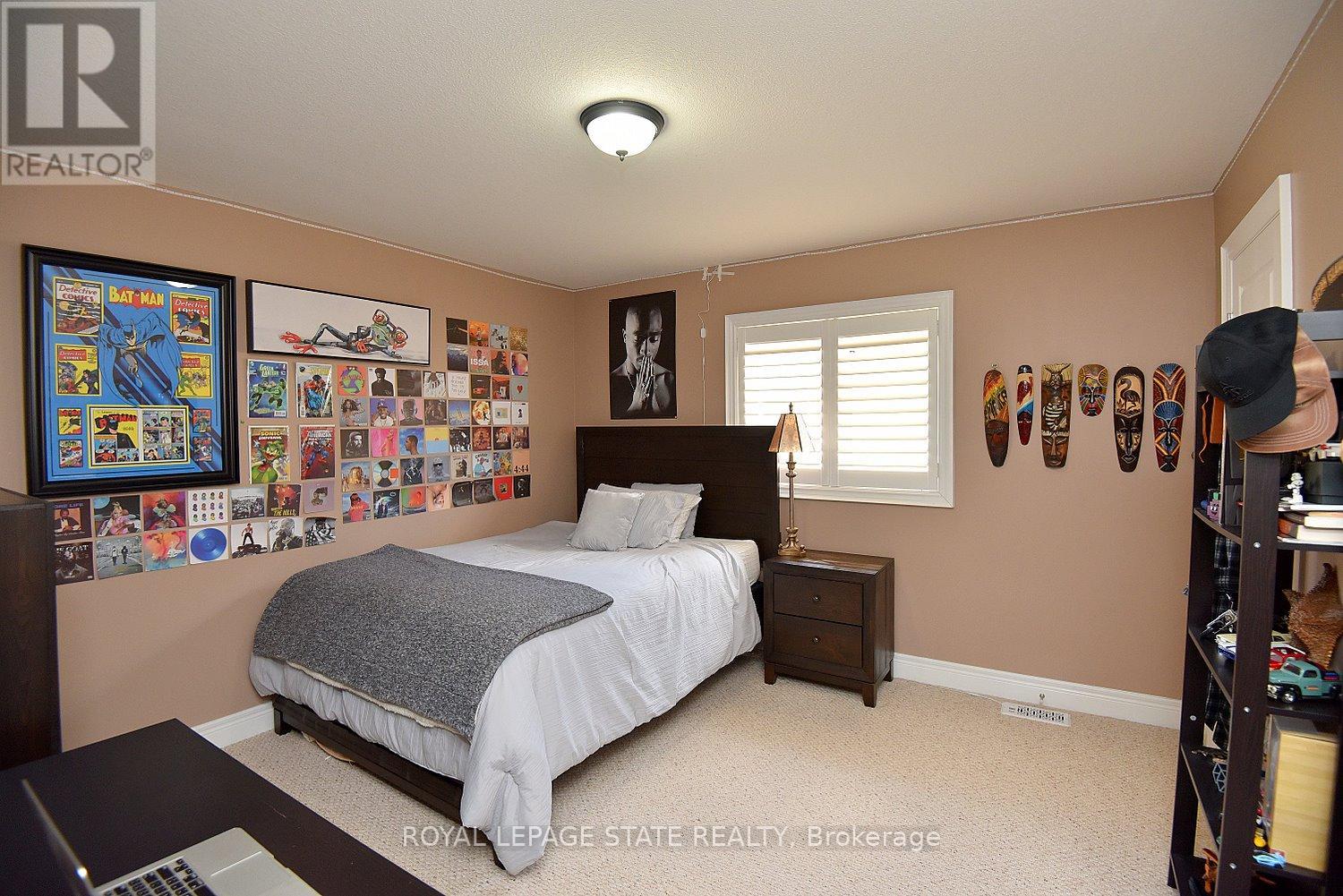 Detached at 483 VALRIDGE DRIVE, Hamilton