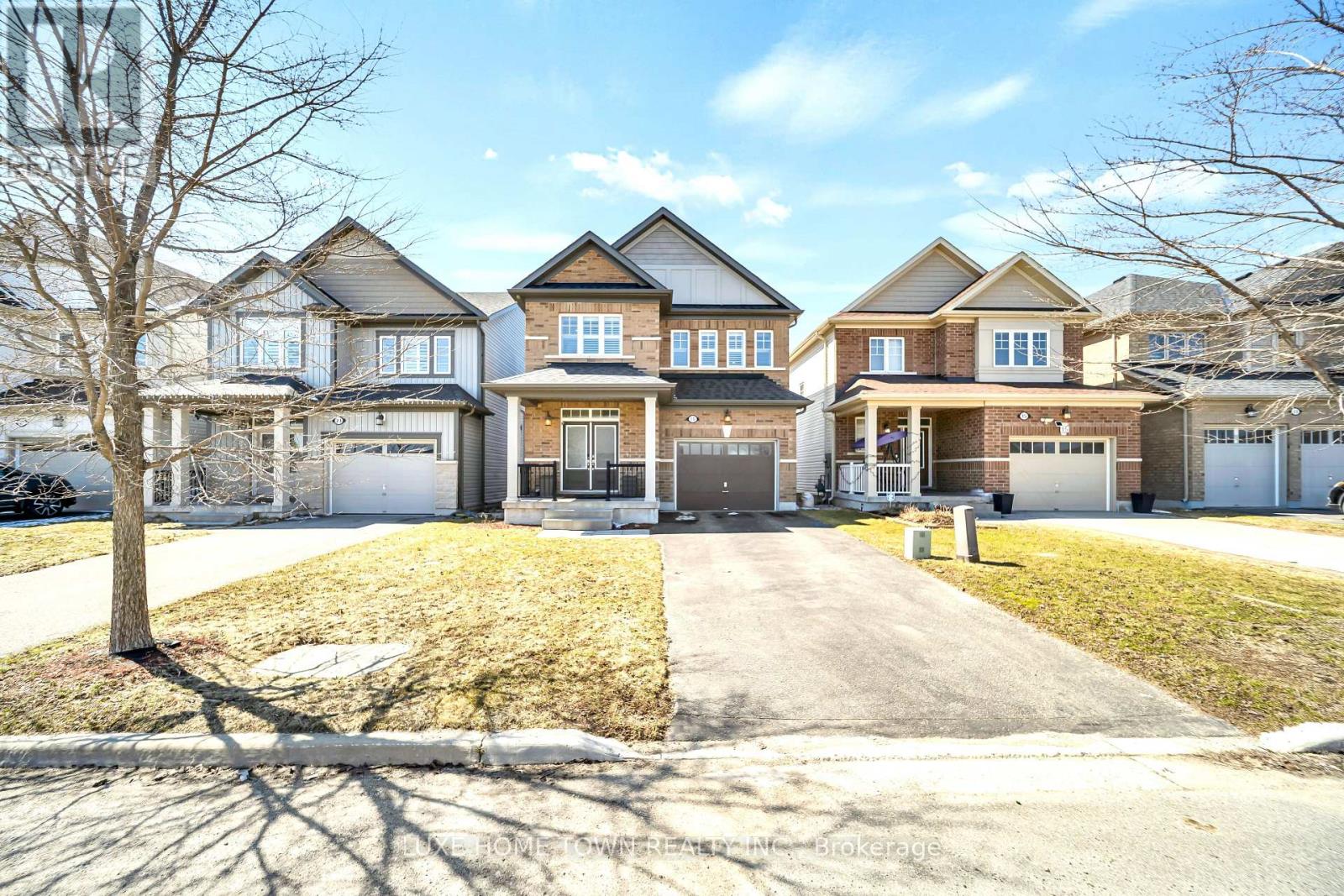 Detached at 19 FINDLAY WAY, Centre Wellington