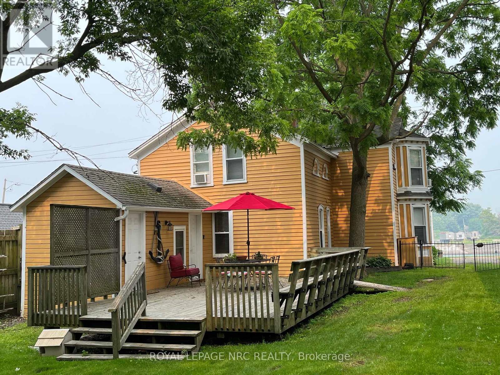 Detached at 62 WEST STREET, Port Colborne