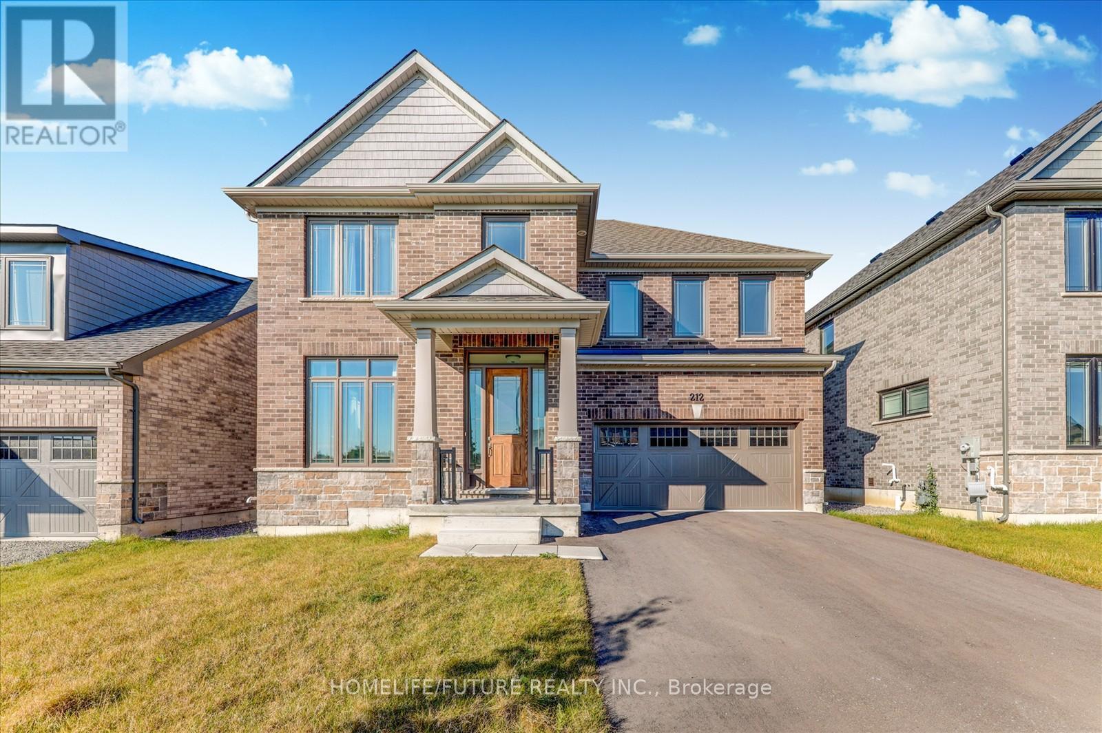 Detached at 212 MALLORY TERRACE, Peterborough (Northcrest Ward 5)